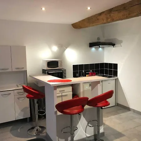 Appartement Spacieux, Chaleureux 39 M² Lagnieu Exterior photo