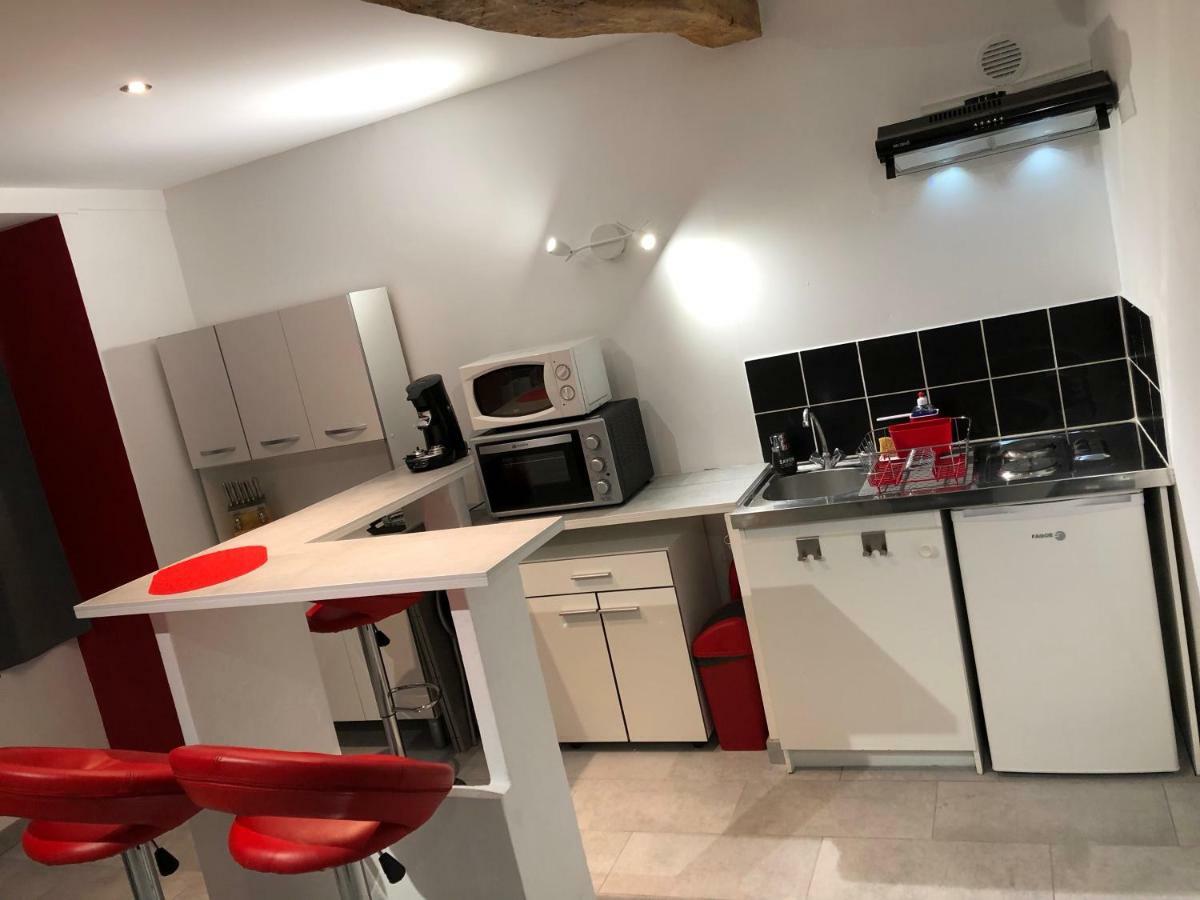 Spacieux, Chaleureux 39 M² Apartment